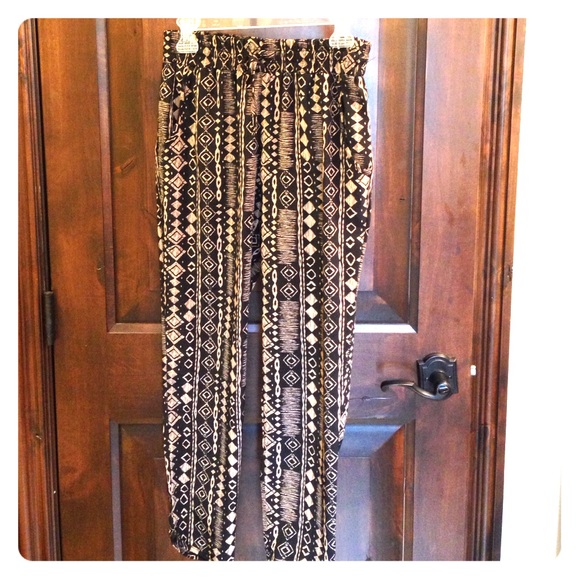 Soft Aztec looking Lounge Pants