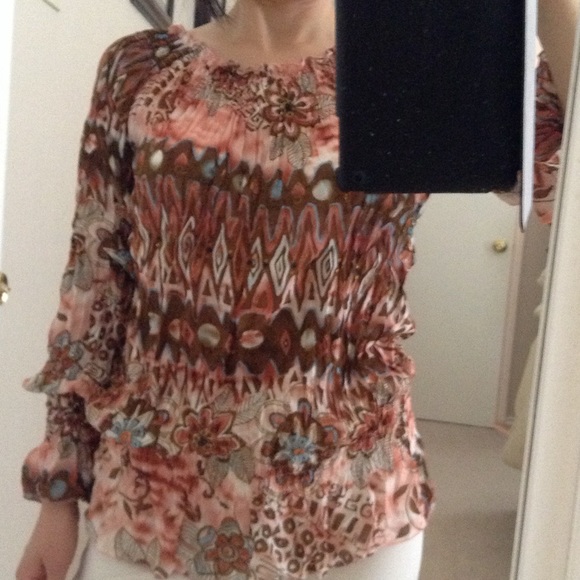 Floral top - Picture 2 of 4