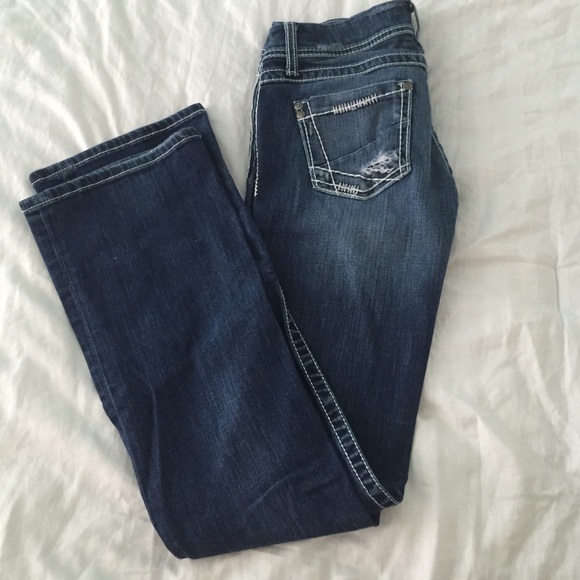 BKE slightly destroyed Bootcut jeans