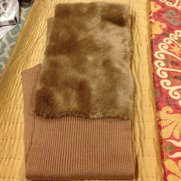 Banana Republic Faux Fur Scarf