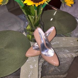 Nine West pumps