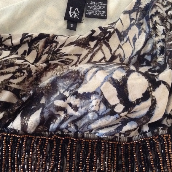 Dress - Picture 4 of 4