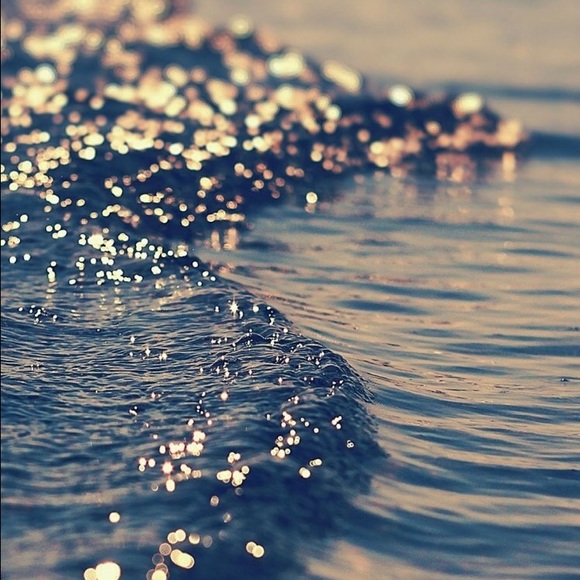 Beach water wallpaper perfect for now!! - Picture 1 of 1