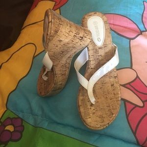 white wedges