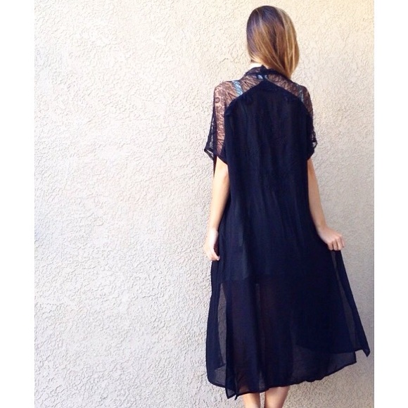 last one! | new | black lace kimono - Picture 2 of 3