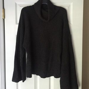 Chunky gray sweater w/ cowl neck