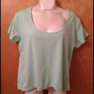 Lilly Pulitzer Super soft t shirt classic