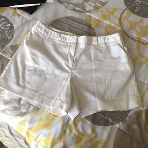 White modern fit shorts