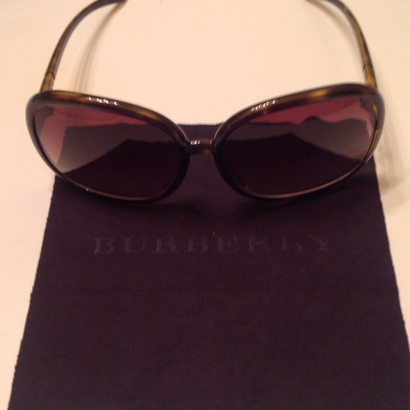 Authentic Burberry sunglasses