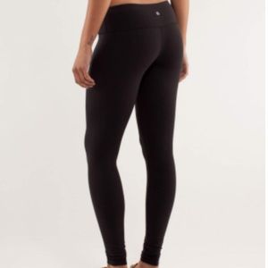 Black lulu lemon legging