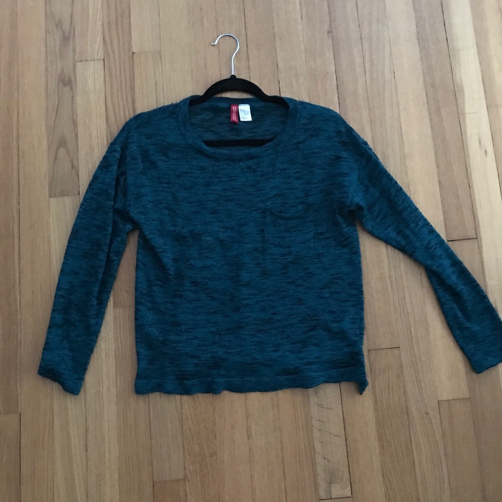 H&M DIVIDED BLUE LONG SLEEVE SHIRT SIZE XSMALL