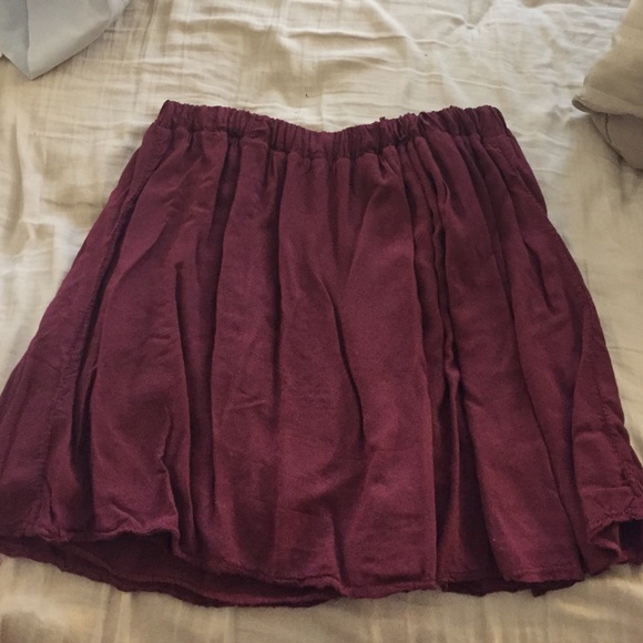 💥cute Brandy Melville skirt💥