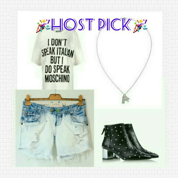 Moschino Jewelry - 🎉HP Wardrobe Goals 8/13/15🎉. Moschino  Necklace