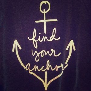Find Your Anchor V-neck