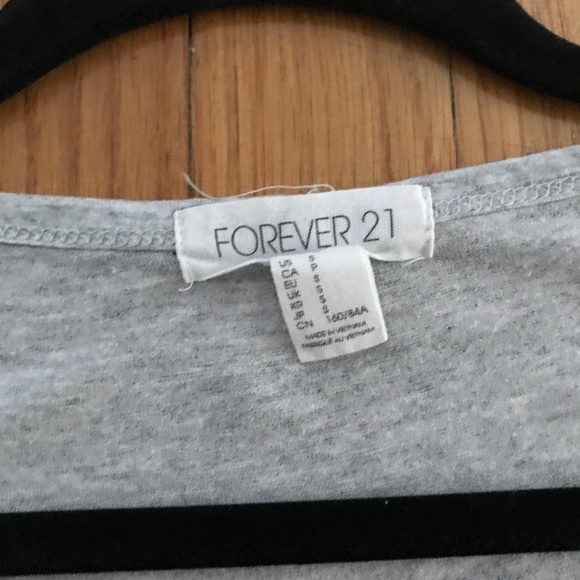 FOREVER 21 COLOR BLOCK LONG SLEEVE SIZE SMALL - Picture 2 of 3