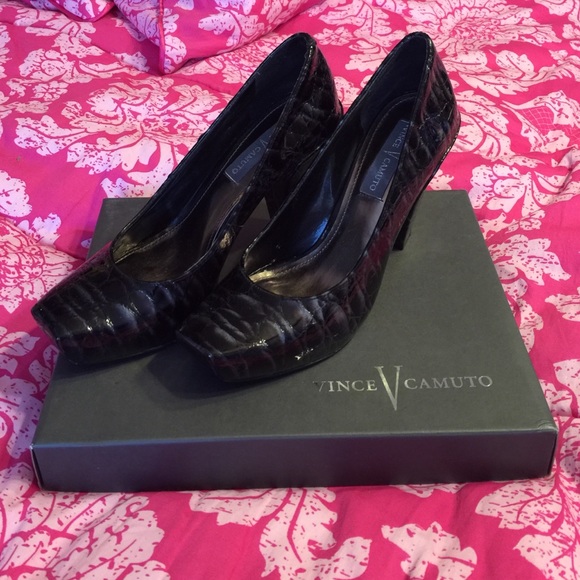 Vince Camuto Black Croco heels