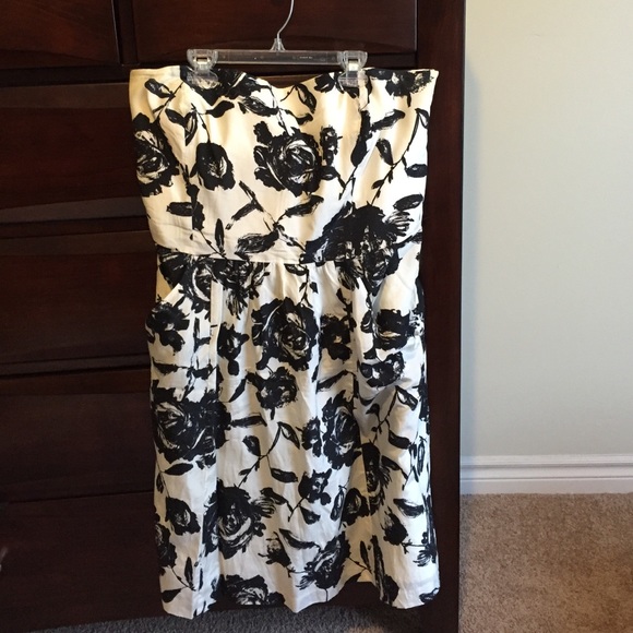 Strapless black and white flower dress.