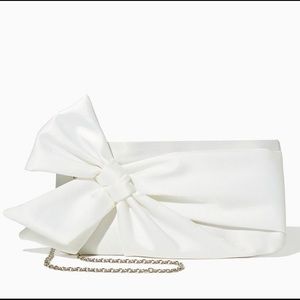 White Bow Clutch