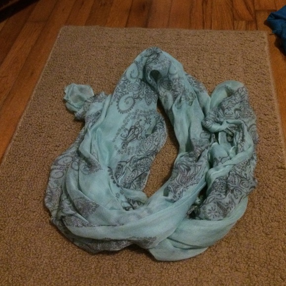 Teal scarf with gray design