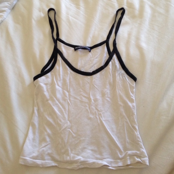 brandy melville crop top
