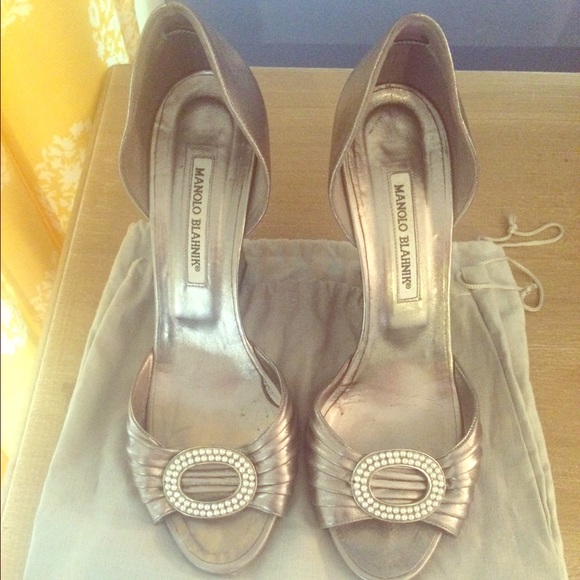 MANOLO BLAHNIK SEDARBY D'ORSAY WEDGE HEEL SZ 40