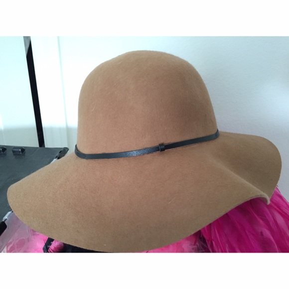 DONATING TODAY-last chance! Floppy hat