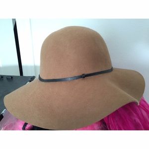 DONATING TODAY-last chance! Floppy hat