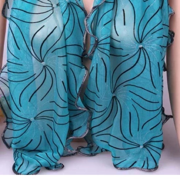 Blue scarf - Picture 2 of 2