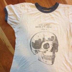 RARE BRANDY MELVILLE TEE!