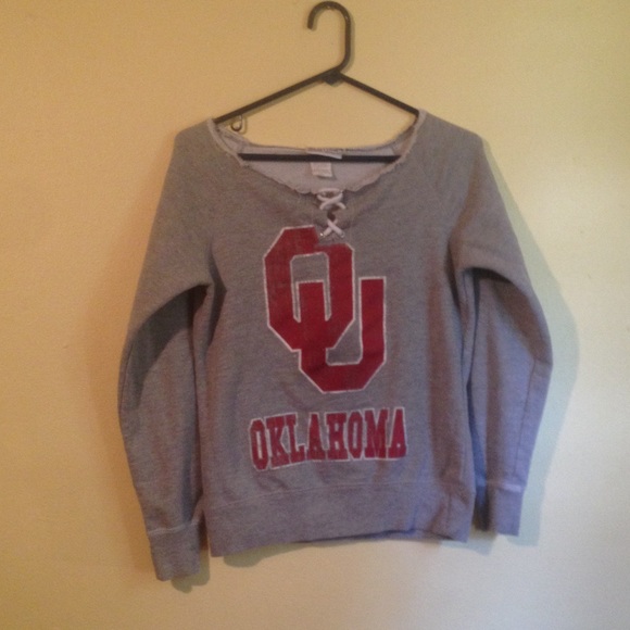 💫OU woman's long sleeved shirt.💫