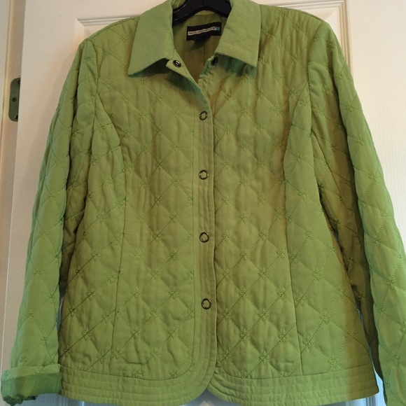 NEW PRICE π Lime green quilted jacket - Picture 4 of 4