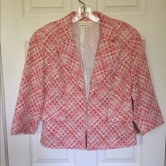 Cute comfy jacket.