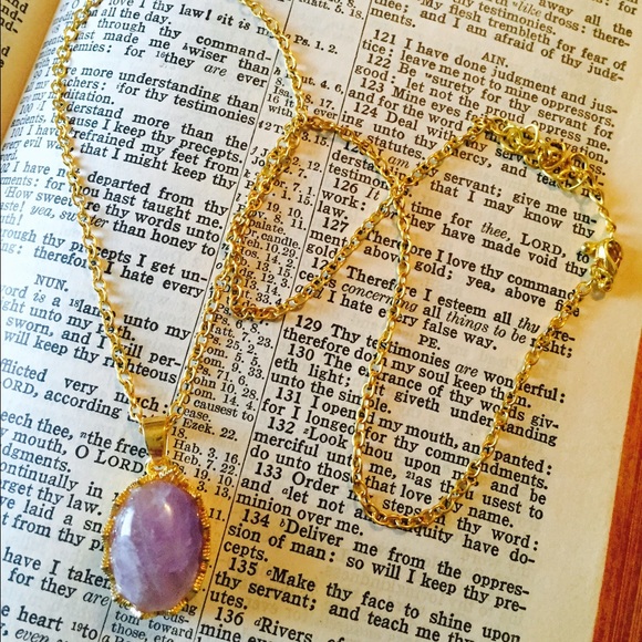 Jewelry - Pink-Purple and Gold Pendant Necklace