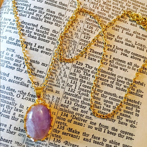 Pink-Purple and Gold Pendant Necklace - Picture 3 of 4