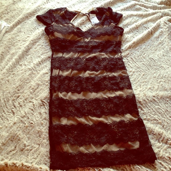 Black lace party dress never worn tag still on