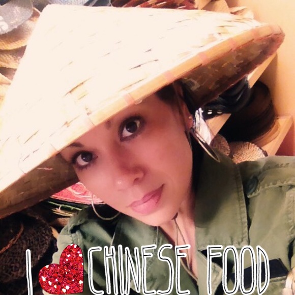 ๐ Hey Girlies...It's Me! ๐ Bundle & Saveโผ๏ธ - Picture 2 of 4