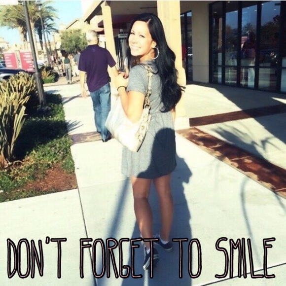 ๐ Hey Girlies...It's Me! ๐ Bundle & Saveโผ๏ธ - Picture 4 of 4