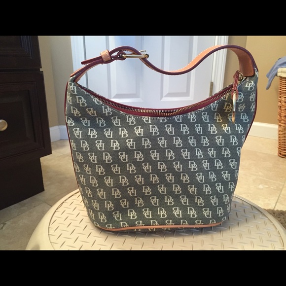 Dooney & Bourke handbag