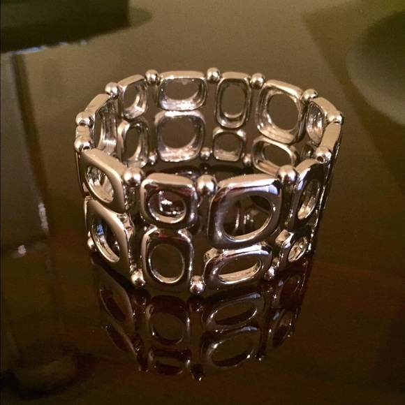 Lia Sophia Mercury Stretch Bracelet