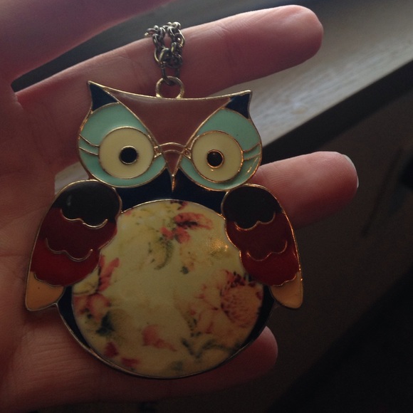 hoot couture owl necklace