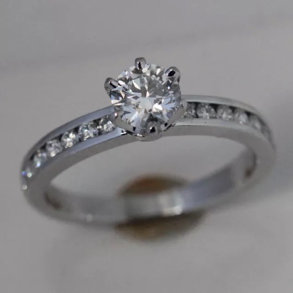 Tiffany plat diamond engagement ring .77 ctw E VS1 - Picture 3 of 6