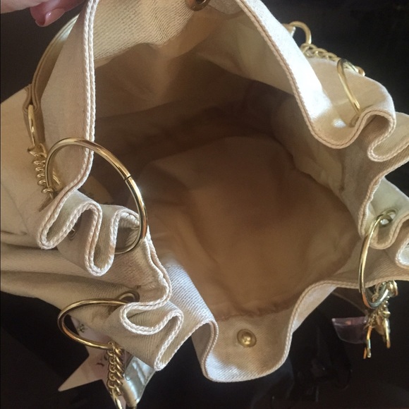 Beige shoulder bag - Picture 3 of 4