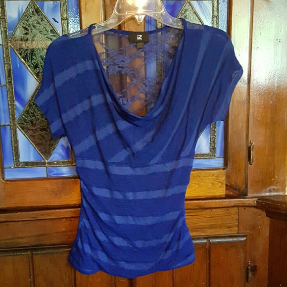 Iz Byer Tops - Lacy back nice t-shirt