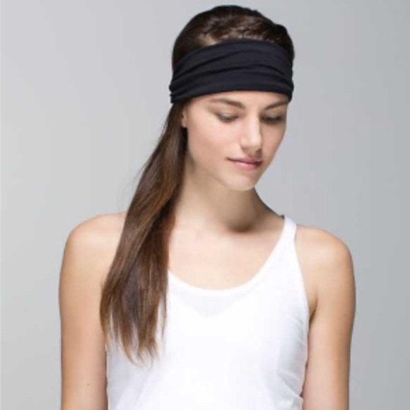 ♏️SOLD♏️ Lululemon Black Bang Buster Headband - Picture 1 of 4