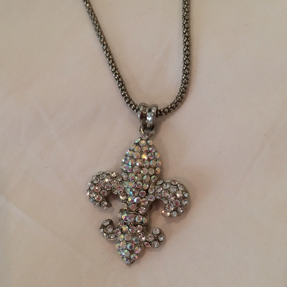 Fleur de Lis necklace