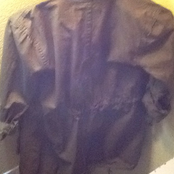 Jacket - Picture 3 of 4