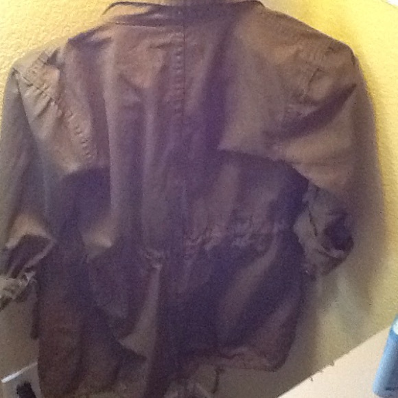 Jacket - Picture 4 of 4