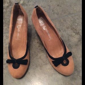 Adorable Jeffrey Campbell wedges