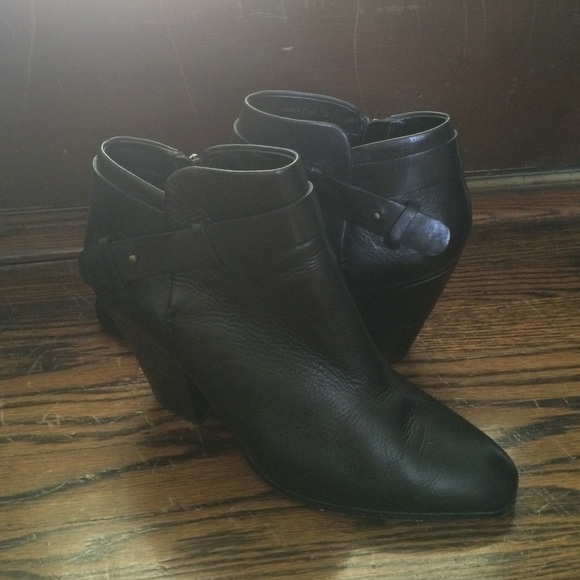 Dolce Vita Black Leather Booties