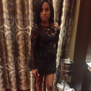 2pc black Lace with black feather